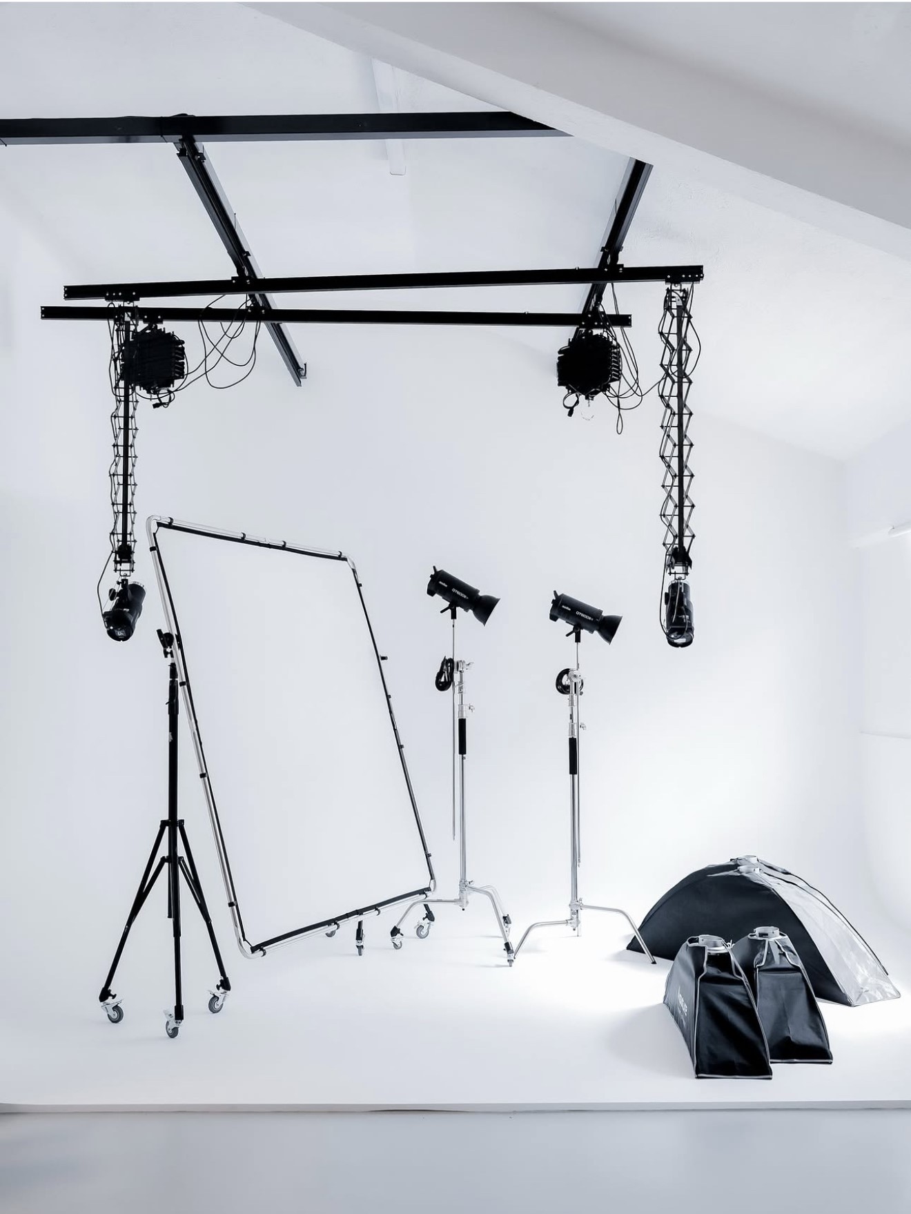 Sala Limbo — Cyclorama 5×4m, 2